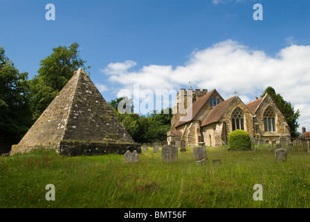 John Fuller of Brightling Sussex 1757-1834. The Pyramid Folly, Brightling Parish Church churchyard. St Thomas a Becket church. HOMER SYKES Stock Photo