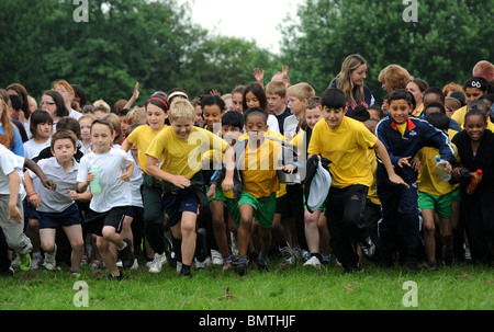 Children taking part in the Tesco Great School run Stock Photo
