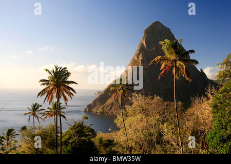 Caribbean, St Lucia, Petit Piton, (UNESCO World Heritage Site) and Anse des Pitons beach (Anse Jalousie) Stock Photo