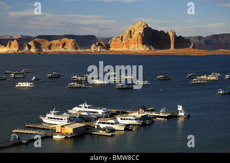 Boat marina at Resort on Lake Powell Arizona Stock Photo