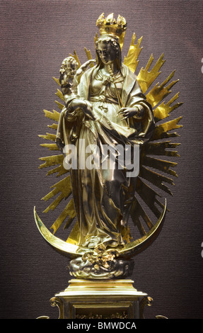 Baroque gold religious sculpture Virgin Mary Stock Photo