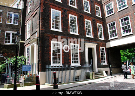 Dr Johnson's House, Gough Square, City of London, Greater London, England, United Kingdom Stock Photo