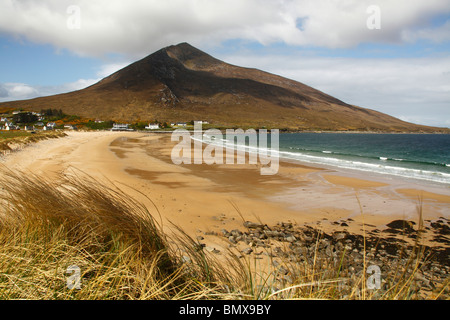 Dugort beach (strand) Pollawaddy and Slievemore hill,Achill Island,Co Mayo,Western Ireland,Eire Stock Photo