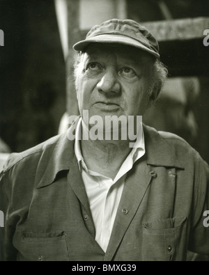 JACOB EPSTEIN ((1880-1959) American born British sculptor in his studio in 1955 Stock Photo