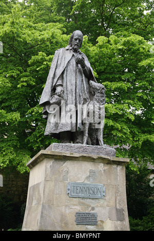 Statue to Alfred, Lord Tennyson, the poet in the grounds of Lincoln Cathedral, (The Cathedral Church of the Blessed Virgin Ma Stock Photo