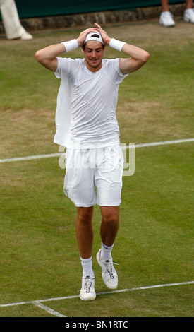 JOHN ISNER WINS 70-68 WIMBLEDON 2010 WIMBLEDON LONDON ENGLAND 24 June 2010 Stock Photo