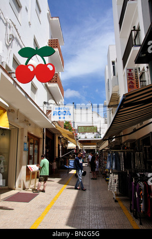 Pedeestrianised shopping street, Cala San Mateo, West End, Sant Antoni de Portmany, Ibiza, Balearic Islands, Spain Stock Photo