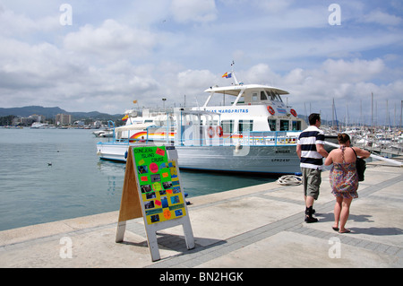 Cruise excursion boats, Passeig de ses Fonts, West End, Sant Antoni de Portmany (San Antonio), Ibiza, Balearic Islands, Spain Stock Photo