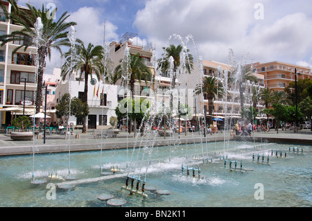 Fountain in square, Passeig de ses Fonts, West End, Sant Antoni de Portmany, Ibiza, Balearic Islands, Spain Stock Photo