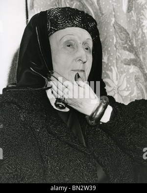 DAME EDITH SITWELL (1887-1964) English poet and critic Stock Photo