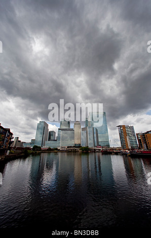 Stormy clouds above various bank headquarters in Canary Wharf, the new financial centre in the Docklands of London Stock Photo