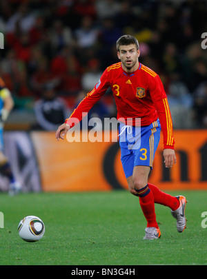 GERARD PIQUE SPAIN V PORTUGAL GREEN POINT STADIUM CAPE TOWN SOUTH ...