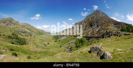 Panorama of the U shaped glaciated Nant Ffrancon Valley from Foel Goch ( left ) to Pen yr Ole Wen ( right ) Stock Photo