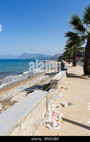 Rubbish on the seafront in Casteldaccia, near Palermo, Sicily, Italy - a recurring problem in Sicily due to strikes by workers Stock Photo