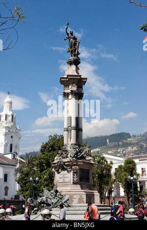 Statue in the center of Independence Square in Quito, Ecuador Stock Photo