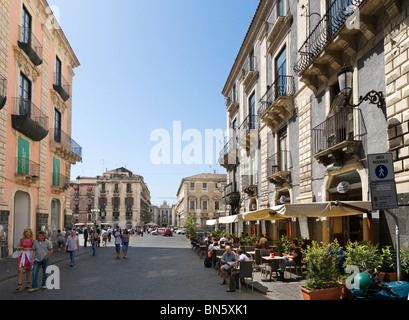 Pavement cafe in the city centre, Catania, South East Coast, Sicily, Italy Stock Photo