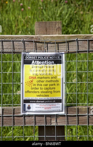 Dorset Police notice on fence Stock Photo