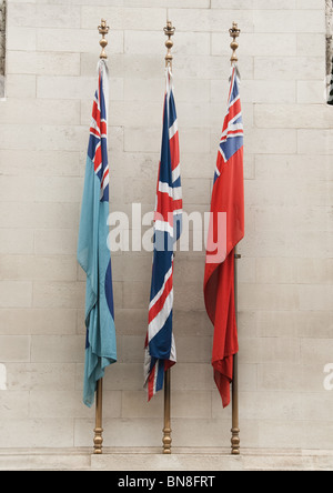 The Cenotaph with military flags on Remembrance Day 2006 in London ...