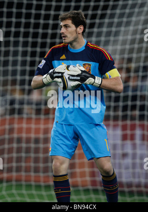 IKER CASILLAS GERMANY V SPAIN DURBAN STADIUM DURBAN SOUTH AFRICA 07 July 2010 Stock Photo