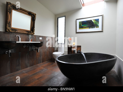 Bathroom in Contemporary home Stock Photo