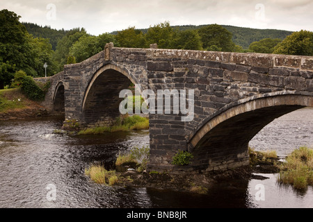 UK, Wales, Snowdonia, Llanwrst, 1636 stone bridge over River Conwy Stock Photo