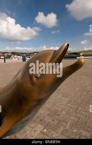 Statue of Fungie the dolphin at Dingle harbour, Dingle town on Dingle Peninsula, County Kerry, Ireland Stock Photo