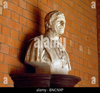 Bust of Cardinal Newman (by F. Verheyden, 1882) at the Oratory of St Philip Neri, Hagley Road, Birmingham, UK Stock Photo