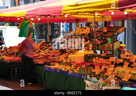 Fruit and vegetable stall, Berwick Street Market, Soho, West End, City of Westminster, Greater London, England, United Kingdom Stock Photo