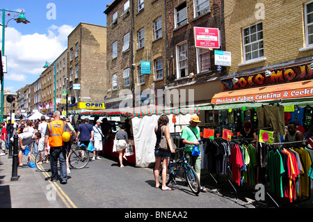Market stalls, Brick Lane Market, Spitalfields, The London Borough of Tower Hamlets, Greater London, England, United Kingdom Stock Photo