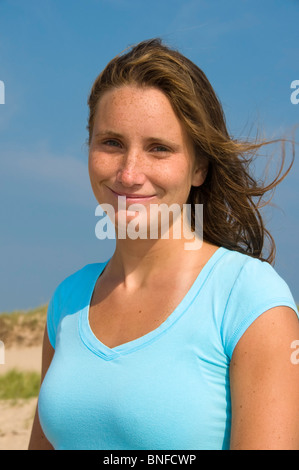 Portrait of a young woman in summer dress Stock Photo - Alamy