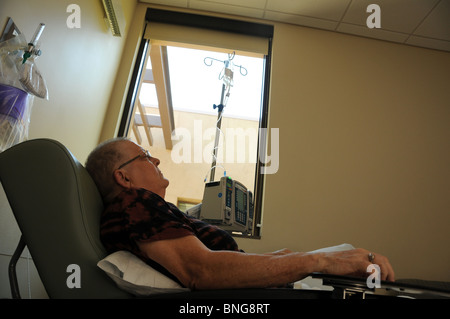 Cancer patient, Gayle DeVilbiss, undergoes chemotherapy, Tucson, Arizona, USA. Stock Photo