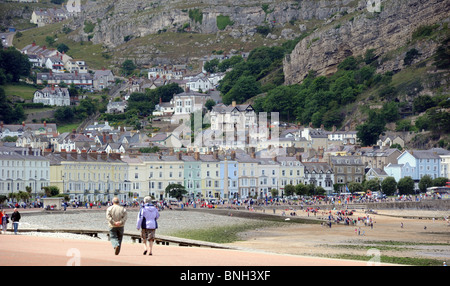 Llandudno sea front,promenade looking out onto houses on the Great Orme,Wales,UK Stock Photo