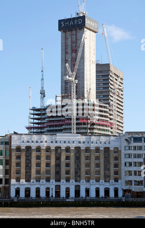 River Thames & Shard Skyscraper under construction Stock Photo