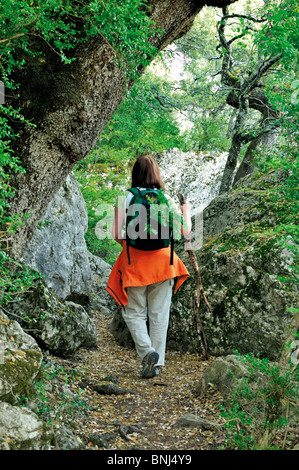 Spain, Navarra: Woman walking in the Sierra de Leyre Stock Photo