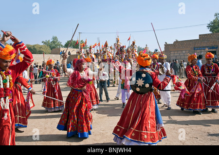 Traditional Dance. Jaisalmer Festival. Rajasthan. India Stock Photo