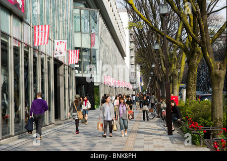 People shopping on Omotesando-dori, Tokyo, Japan Stock Photo