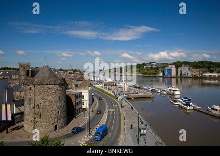 View of 11th Century Reginald's Tower housing the Waterford Viking Museum and the Quays from the Tower Hotel, Waterford City, Ireland Stock Photo