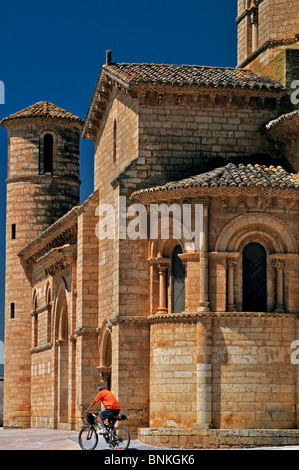 Spain, St. James Way: Biker in front of the church San Martin in Fromista Stock Photo