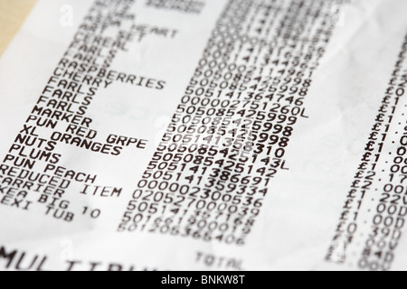 itemised supermarket till receipt showing purchases of fruit Stock Photo