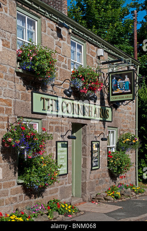 an old english village pub, cornwall, uk Stock Photo