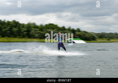 Sheffield Cable Waterski at Rother Valley Country Park Stock Photo