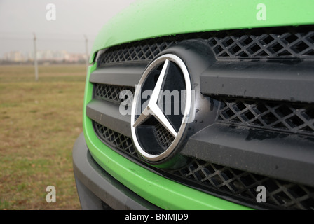 Mercedes-Benz Sprinter 260 CDI Van - green - L3H2 - German MCV Van - hood, front grill, Mercedes badge (logo) Stock Photo