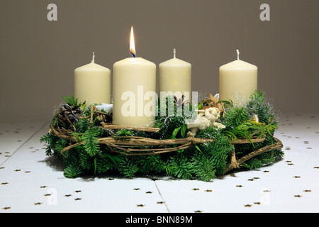 1 4 Advent Advent wreath Advent time Deko decoration adornment angels flame flames wood wooden boards candle candles Stock Photo