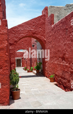 Interior courtyards and architecture of the Santa Catalina Monastery in Arequipa, Peru, South America. Stock Photo