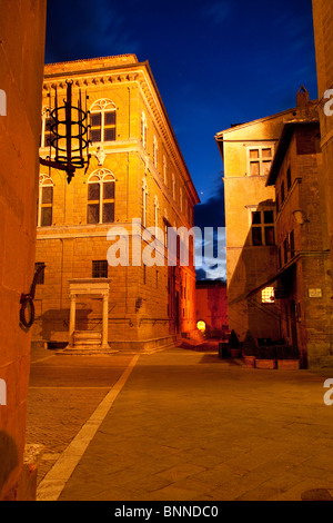 Dusk in the medieval town of Pienza, Tuscany Italy Stock Photo