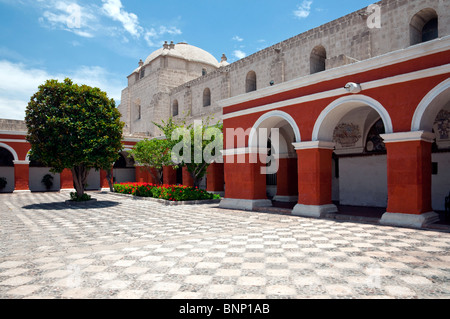 Interior courtyards and architecture of the Santa Catalina Monastery in Arequipa, Peru, South America. Stock Photo