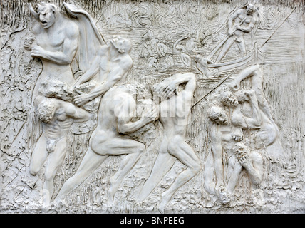 Benedetto Robazza's 'Inferno' on public display in Rome, Canto 7 and 8 Stock Photo