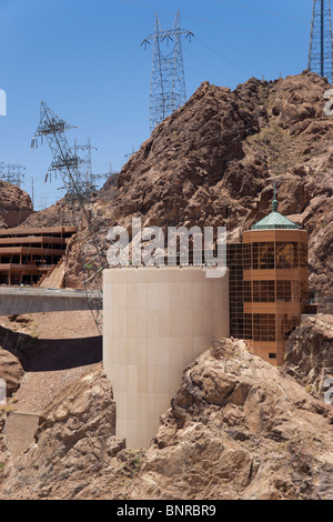 USA Nevada/Arizona border - Hoover Dam on the Colorado River, Lake Mead. The new Visitor Centre. Stock Photo