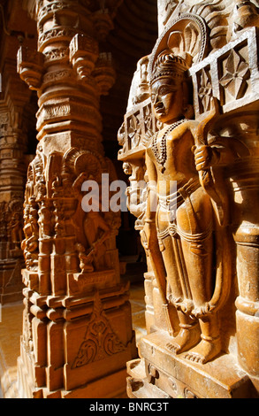 India - Rajasthan - Jaisalmer - scultures insdie the Jain temple in Jailsalmer Fort Stock Photo