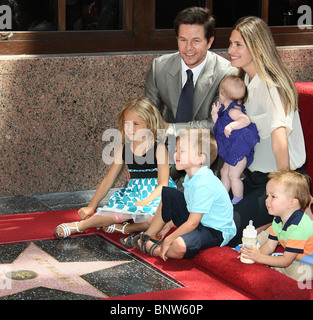 Mark Wahlberg, Rhea Durham and children Ella, Grace, Michael and Brendan is  honored on The Hollywood Walk of Fame with the Stock Photo - Alamy